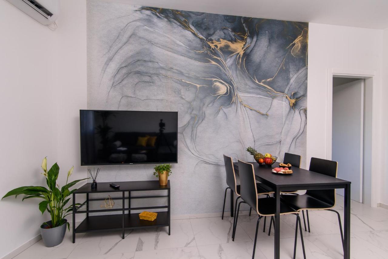 Batinic Apartments Kaštela Екстериор снимка